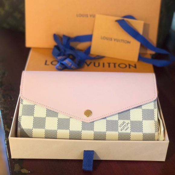Louis Vuitton Handbags - 🎀HOT wallet🎀 Louis Vuitton Sarah Azur wallet